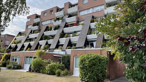 Verkauft wird eine 3-Zimmer-Wohnung mit Balkon in einem ruhigen Wohngebiet von Oststeinbek. Da hier zurzeit
